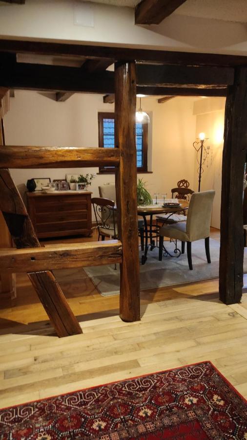 Gite Au Petit Ruisseau-Etage Et Combles-Maison Alsacienne 4 Personnes 4 Nuitees Minimum Langensoultzbach Luaran gambar